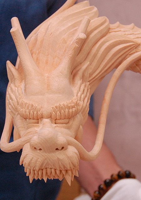 24. Dragon carving by Mukoyoshi Yuboku