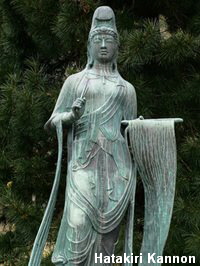Hatakiri Kannon; photo courtesy of www.e-nikki.jp/nikki.php?user=hirochan&date=2005-03-31