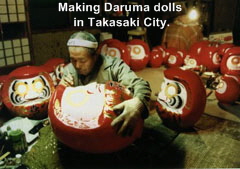 Making Daruma in Takasaki City