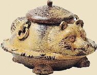 Tanuki Tea Kettle (Bunbuku Chagama)