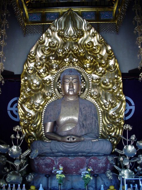 Yakuyoke Amida at Hase Dera in Kamakura. 