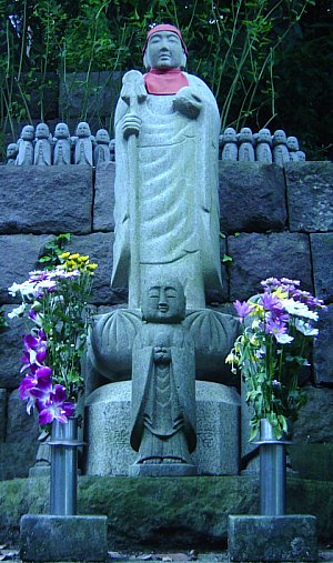 Jizo at Hase Dera, Kamakura, Japan (Aug. 2006)