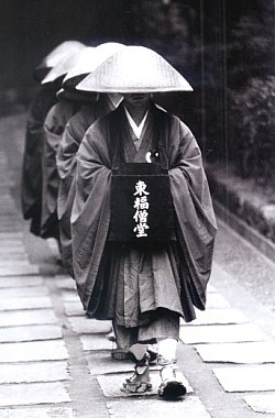Tofukuji Temple, Kyoto, 1992. Monks going for alms. 