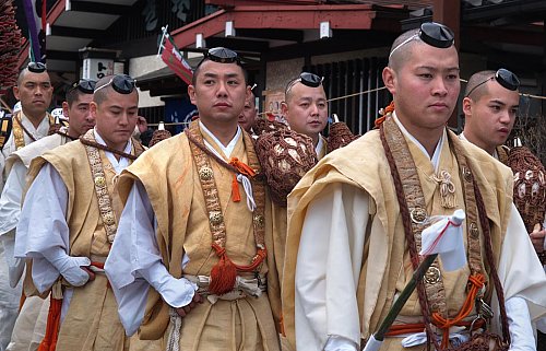 Yamabushi -- Mountain Monks Yamabushi -- Mountain Monks