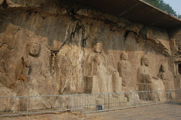 Moya Three Buddha Niche