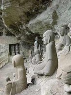 500 Arhats (Gohyaku Rakan) at Nihon-ji Temple, Chiba, Japan (Photo courtesy http://otsubo.info/contents/wtemple/wtem0p32.html)