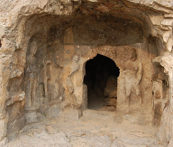 Qianxi Temple Carvings - NIO