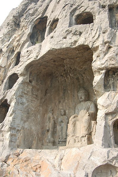 Longmen, Wanfo Caves (7)